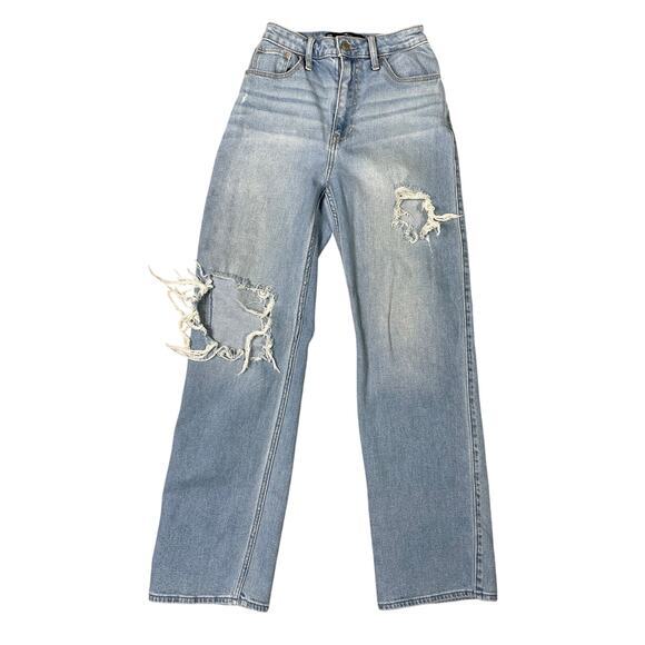 Hollister Ultra‎ High-Rise Dad Jeans Distressed Light Wash W23 L31 Stretch - Picture 1 of 11